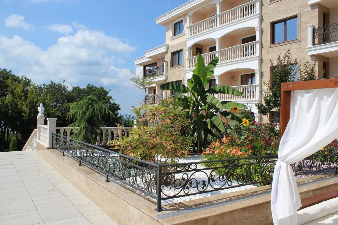 Valencia Gardens Luxury Apartment