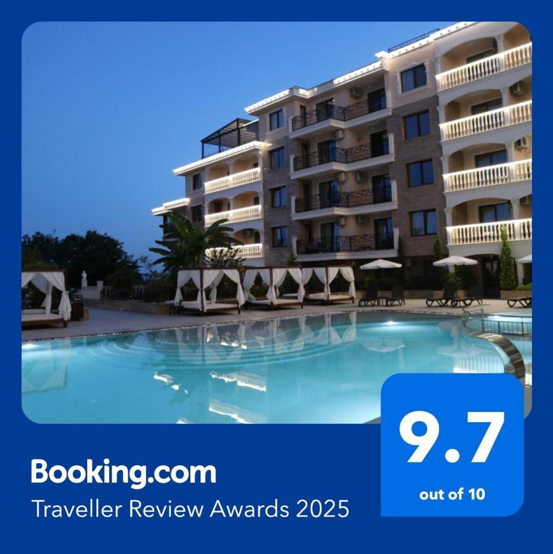 Valencia Gardens Luxury Apartment *